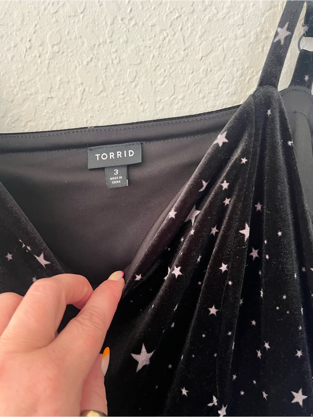 Torrid Midi Velvet Skater Dress Size 3X Black Star Print Sleeveless - Picture 6 of 7